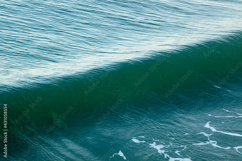 Ocean waves in the morning sun Ocean waves in the morning sun