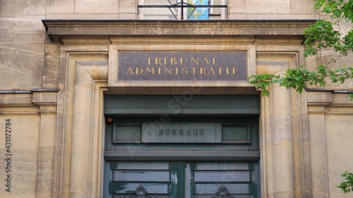 Tribunal administratif de Paris, siégeant à l’hôtel d'Aumont (France) photo