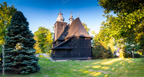 Fototapeta Naklejka Na Ścianę i Meble -  
Kościół Narodzenia Najświętszej Maryi Panny w Średniej Wsi, Bieszczady, Polska / Church of the Nativity of the Blessed Virgin Mary in Srednia Wieś, Bieszczady, Poland