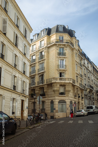 typical haussmann architecture in paris montmartre 