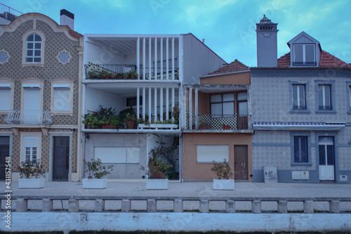 Vista parcial do casario na região central da cidade de Aveiro, Portugal 2020