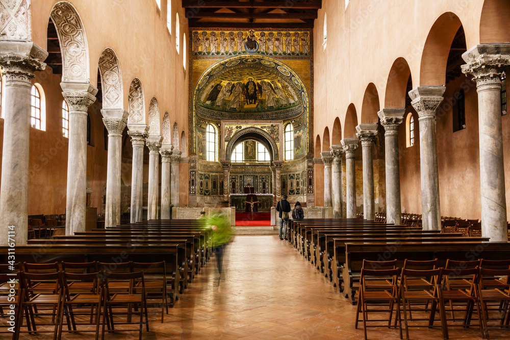 Bas lica De Santa Eufrasia Siglo VI declarada Patrimonio De La 
