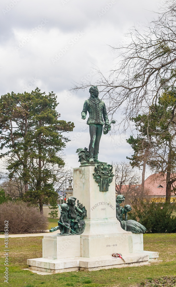 Statue of Count Gyorgy Festetics of Tolna (1755-1819) outside the Festetics Palace (1745) in Keszthely, Hungary