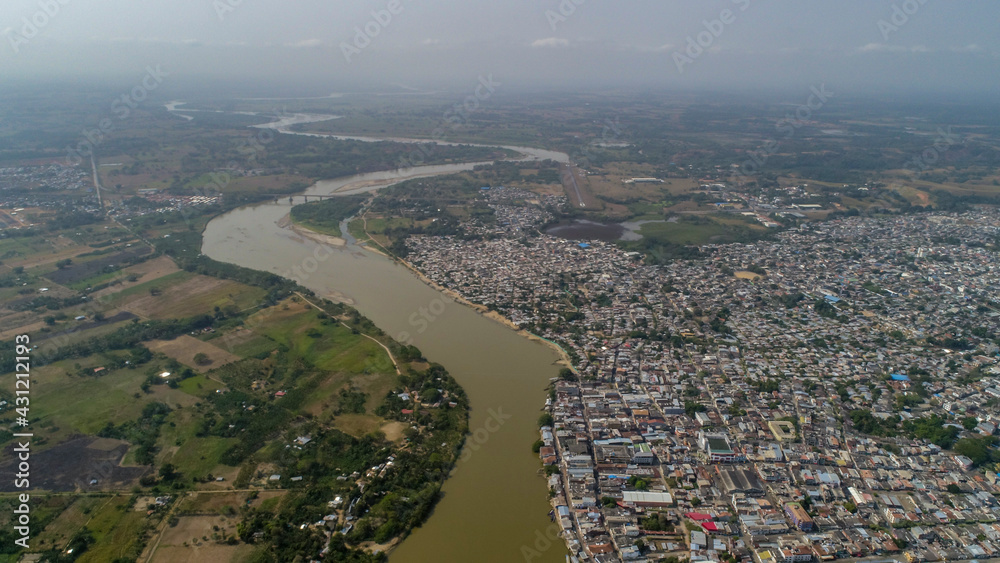 Φωτογραφία Cauca River, Caucasia, Antioquia, Colombia