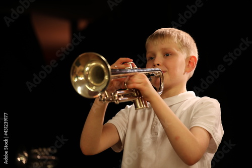 Photo Kid trumpet player