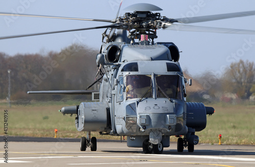 Canadian military Sikorsky CH-148 Cyclone helicopter photo
