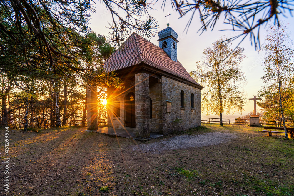 Kapelle im Pfälzer Wald Kapelle im Pfälzer Wald