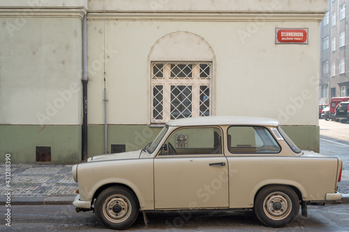 Old car standing on the streets of Prague © 선정 김