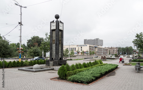 Monument to metallurgists on Shevchenko Boulevard