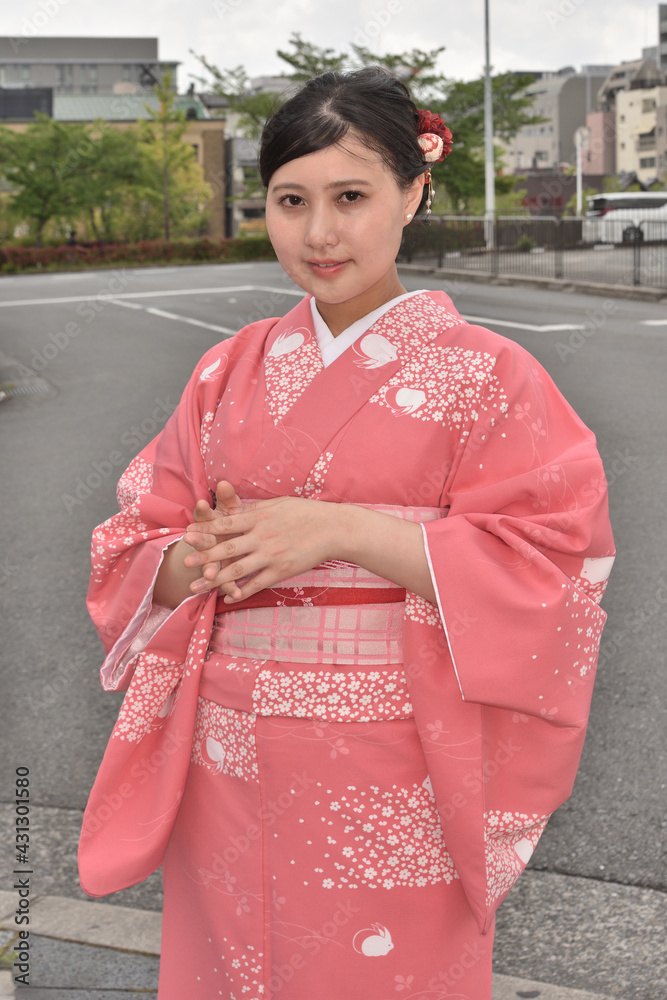 街中の和服美人 街中の和服美人