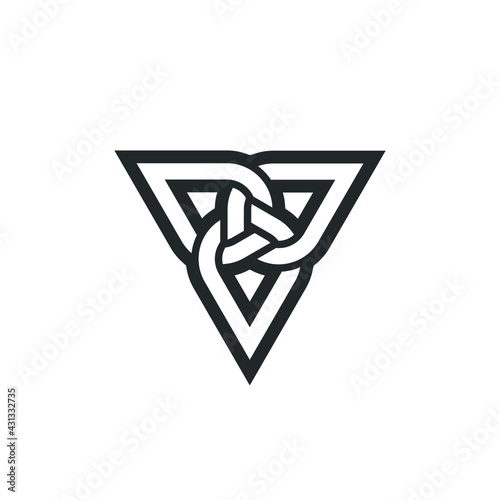 Celtic Trinity Symbol - Symmetric Knot Vintage Antique Scottish Ornament Tattoo Decoration Ornament Infinite Gothic