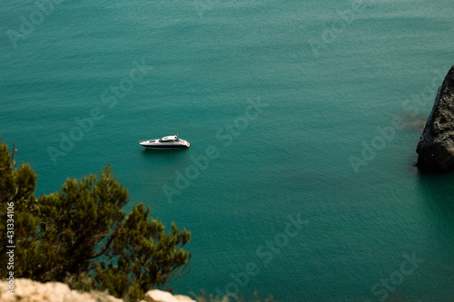 boat on the sea © Екатерина Андреева