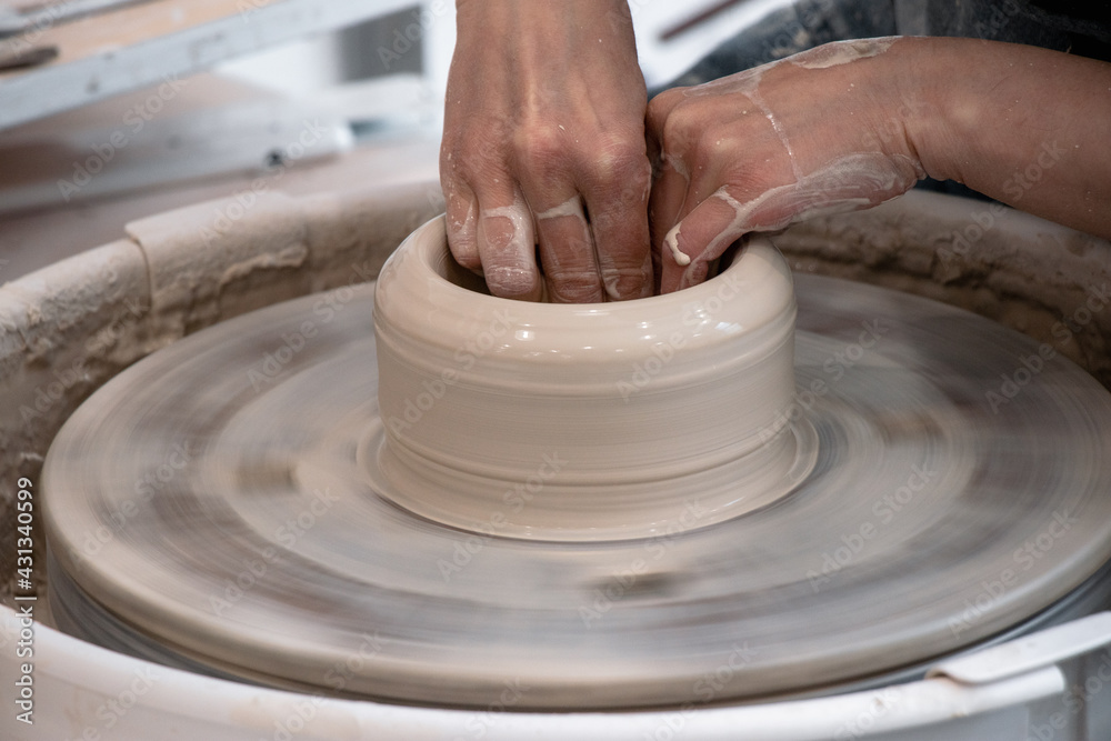 potter at work potter at work