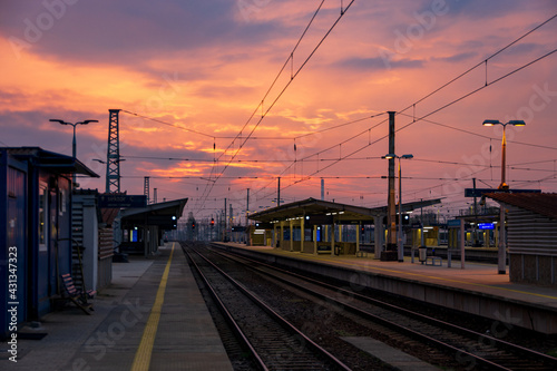 Poranek na stacji Warszawa Wschodnia