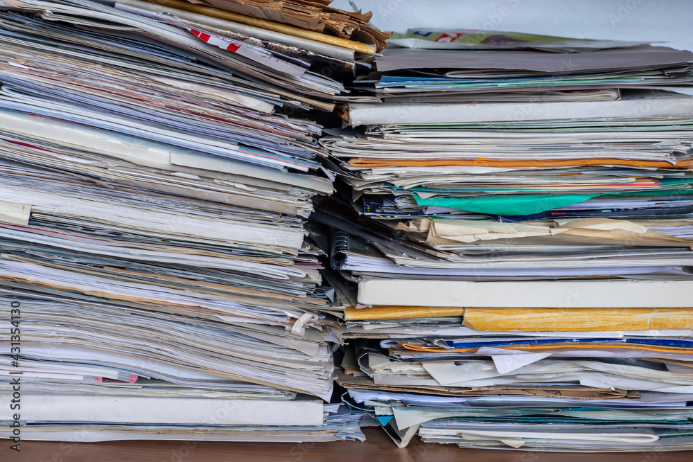 Price lists and other literature in total. Price lists and other literature in total.