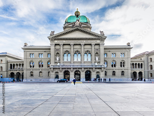 Bundeshaus, Stadt Bern, Schweiz. Historisches Gebäude, Regierungsgebäude, Parlament, Architektur, Politik, Bundesplatz