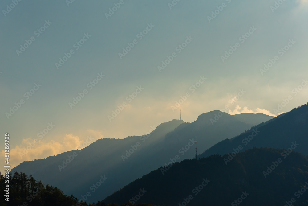 Obraz premium Sunset at the hills