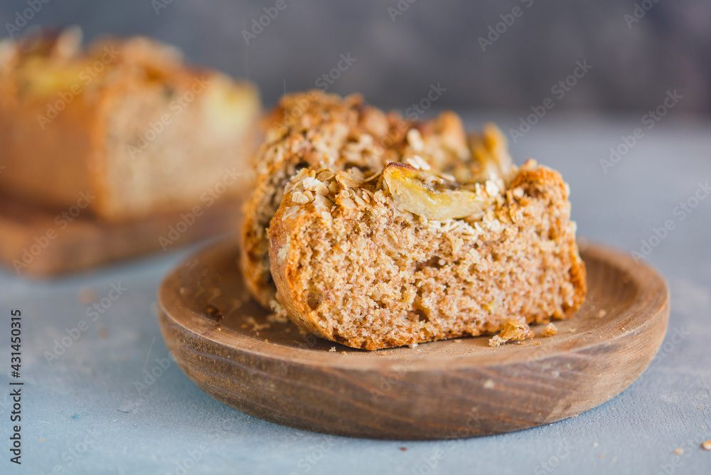 crunchy banana bread with cinnamon crunchy banana bread with cinnamon