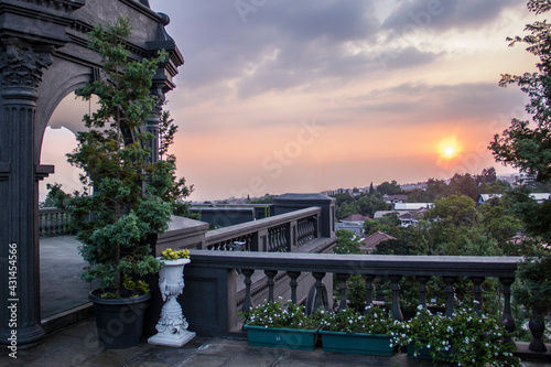 Vászonkép Sunset at GH Universal Hotel Bandung