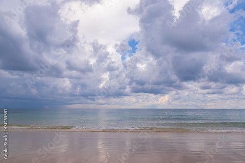 Fototapeta Naklejka Na Ścianę i Meble -  Scenery of tropical sea and beach in midday before rainy.
