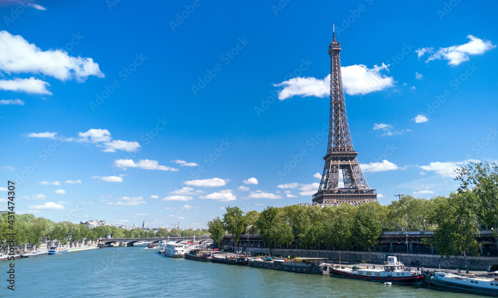 Naklejka premium Eiffelturm