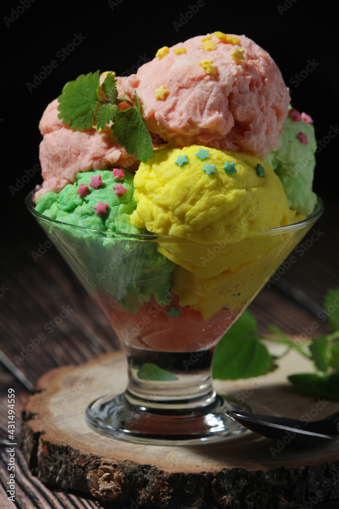 Ice cream scoops in an ice cream bowl Ice cream scoops in an ice cream bowl