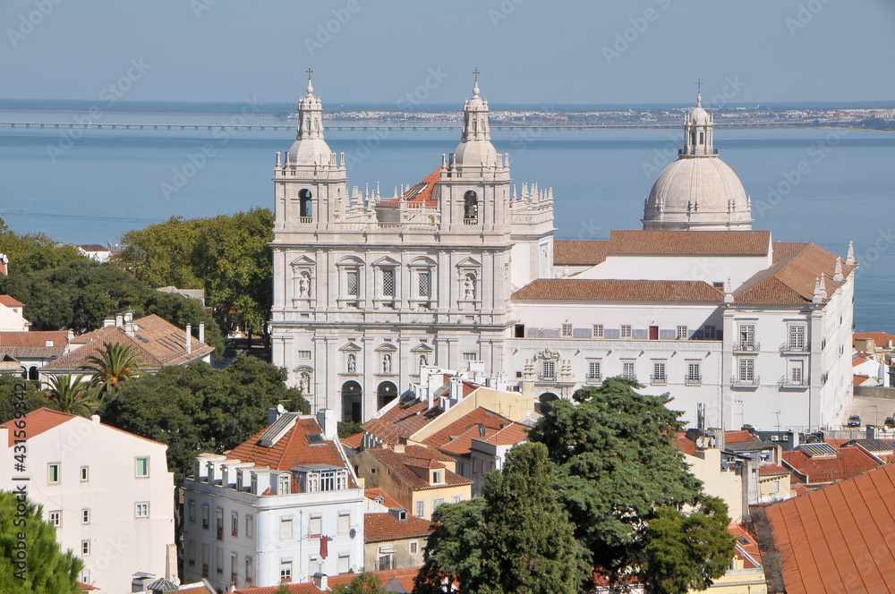 Iglesia de de San Vicente de Fora en la ciudad de Lisboa, Portugal
