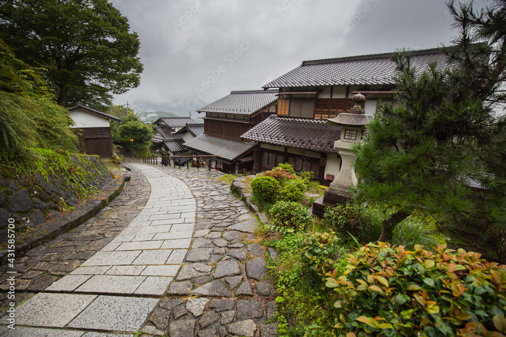 footpath,magome,town,japanese,old,post,nakasendo,trail,path,village,history,tourism,destination,twisting,curve,hill,building,stone,traditional,historical,architecture,snaking,tsumago,hike,foot,season,