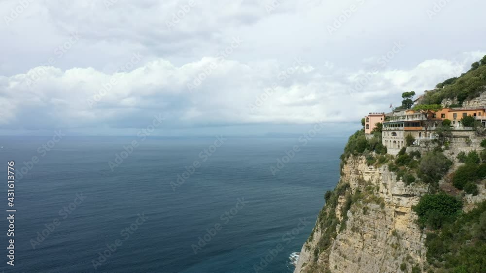 Carte Postale Ancienne – Sorrente, Naples, Maison Du Tasse Sur Les Falaises (Réf D 5)