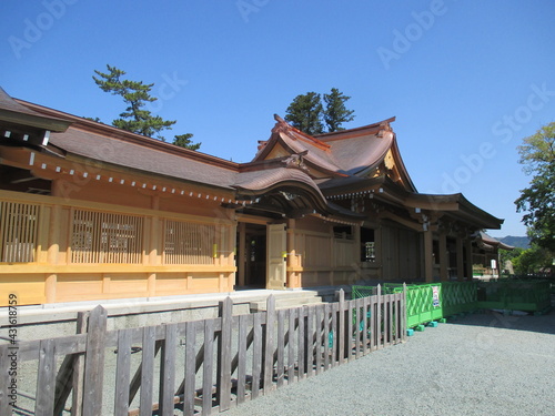 熊本地震から５年、今なお再建中の阿蘇神社 photo