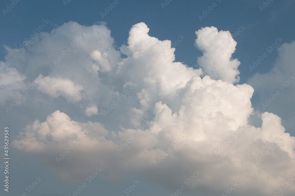 Blue sky beautiful fluffy white clouds on daylight sky Blue sky beautiful fluffy white clouds on daylight sky