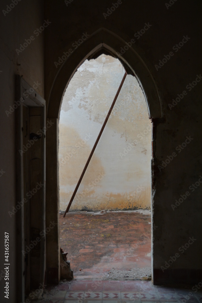 Fototapeta premium Porta, antico ingresso