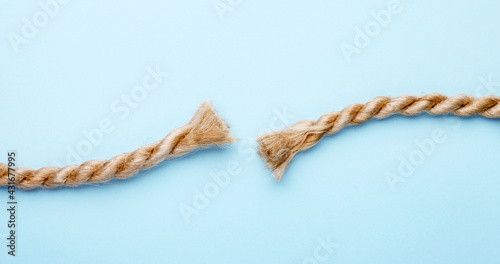 Foto durchtrenntes Seil