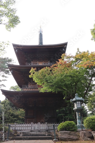 豪徳寺の三重塔