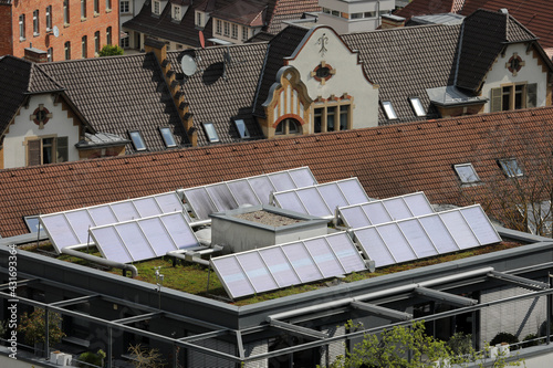 photovoltaikanlage auf einem dach