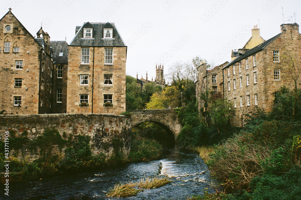 Fototapeta premium Dean's Village, Edinburgh
