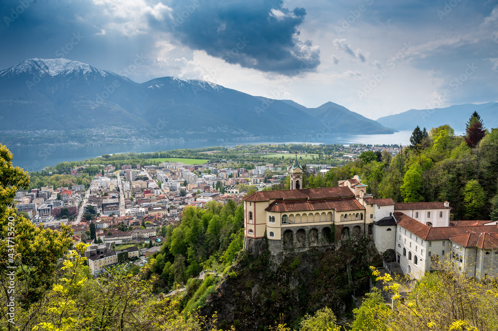 Obraz premium Madonna del Sasso in Locarno, Ticino
