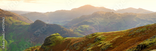 Fotografia Sunset view of the Lake District, famous for its glacial ribbon lakes and rugged mountains