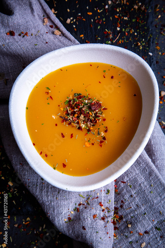 Pumpkin soup with bread