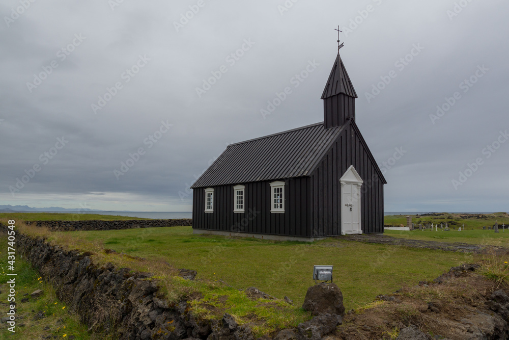 Fototapeta premium Chiesa solitaria