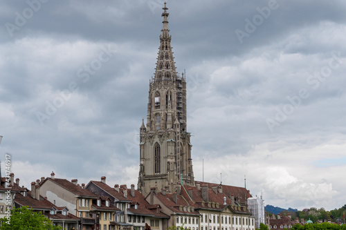 Obraz na płótnie Bell tower of The Bern Minster cathedral, Switzerland w salonie