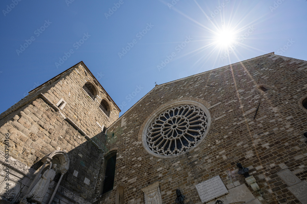 Wunschmotiv: San Giusto Cathedral in Trieste #431750166
