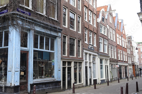 Amsterdam Jordaan Street View with Traditional Buildings © Monica