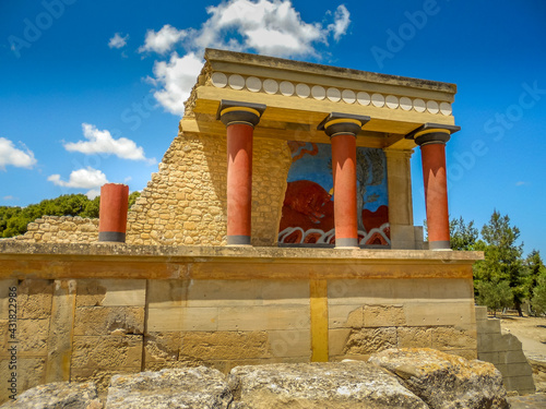 Knossos Palace photo