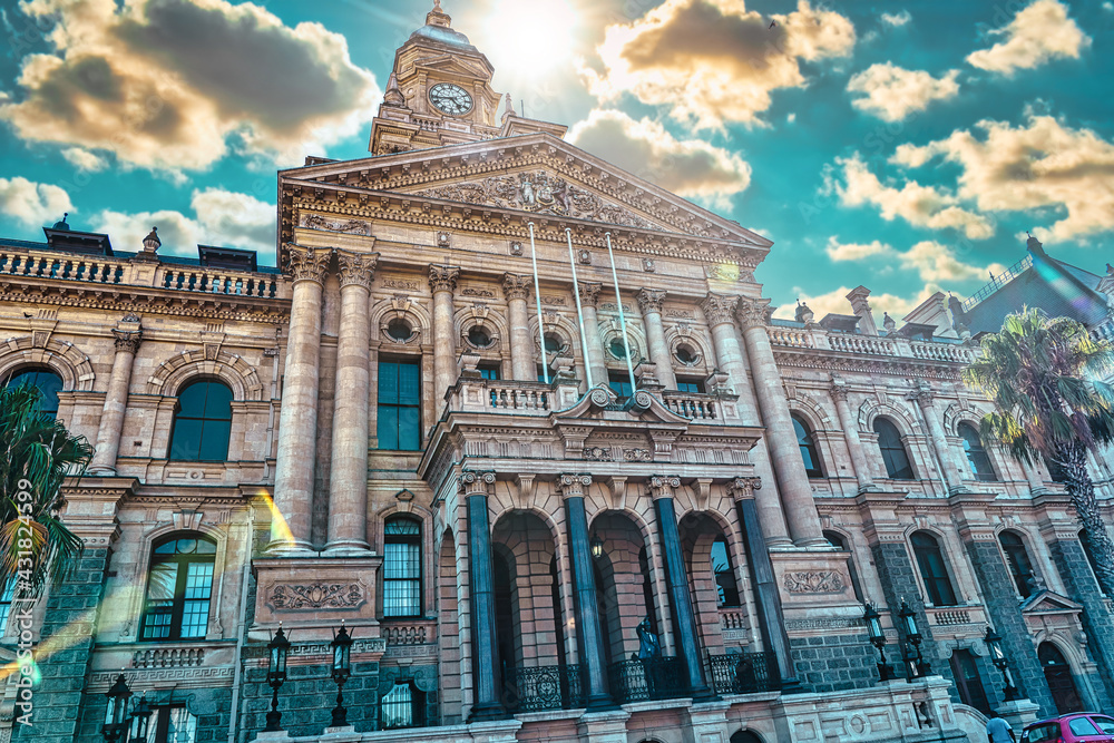 Fototapeta premium Cape Town City Hall with a little more lustre than usual, South Africa