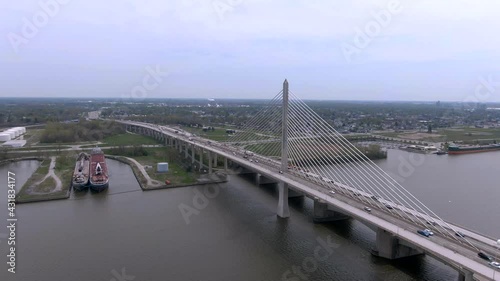 Veteran's Glass City Skyway Bridge, Toledo, OH, 4K Speed Ramp 