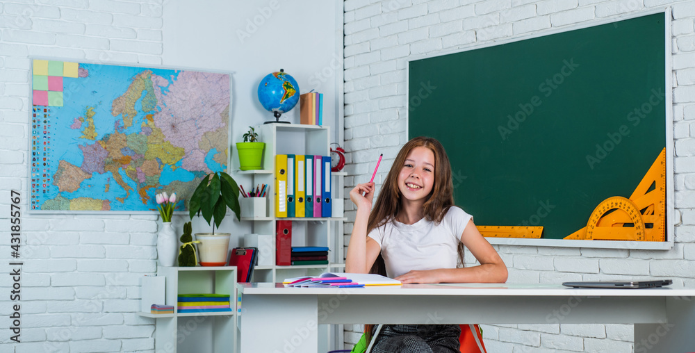 Pupil study at school in workplace classroom, learning Stock Photo ...