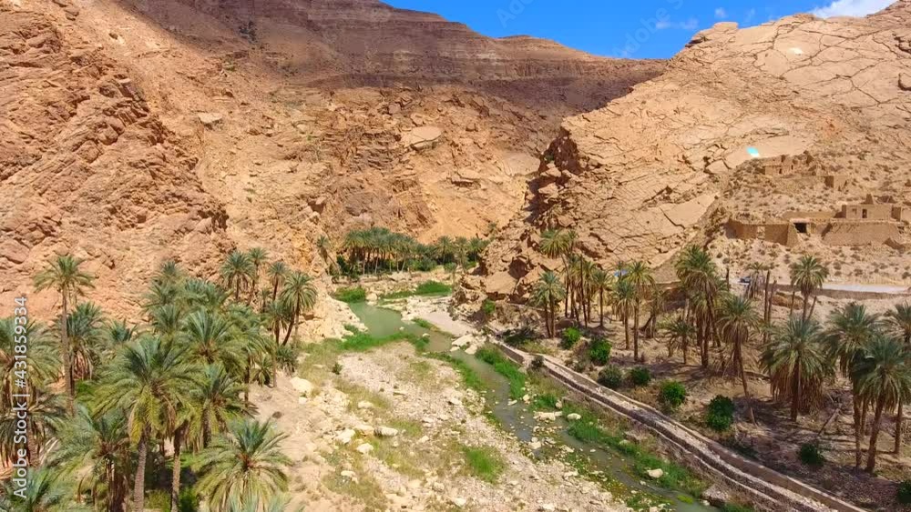 Prise de vue aérienne par drone de Biskra - batna- Algerie
