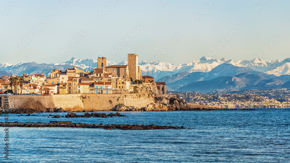 The coastline on the French Riviera in Antibes