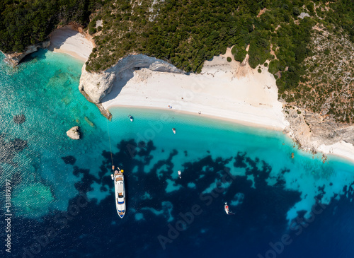 Fototapeta Naklejka Na Ścianę i Meble -  Aerial top down view to the beautiful and secluded Fteri beach on the Ionian island of Kefalonia, Greece